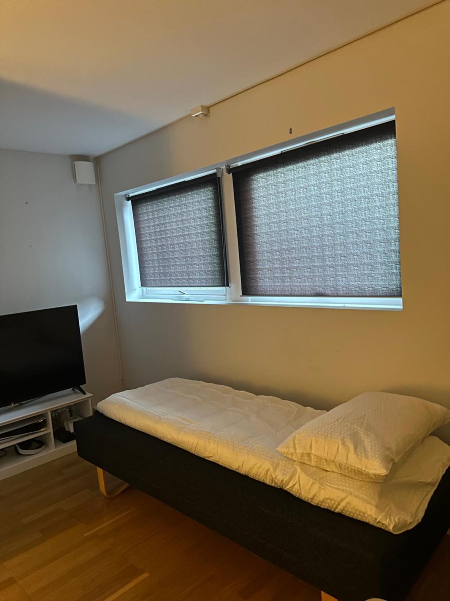 Appartement Entire 2-bedroom With Private Entrance Near Centre